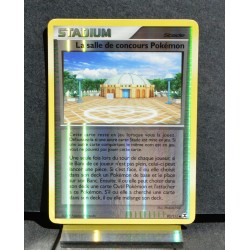 carte Pokémon 93/111 La salle de concours - REVERSE Platine Rivaux Émergeants NEUF FR